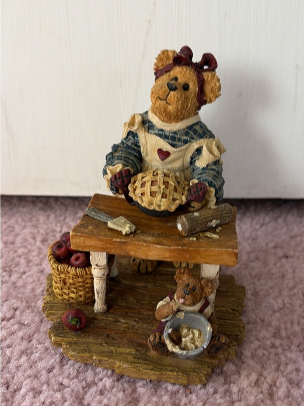 Boyd’s Bears & Friends Bearstone Collection